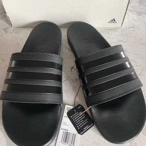 ADILETTE COMFORT SLIDES size 11